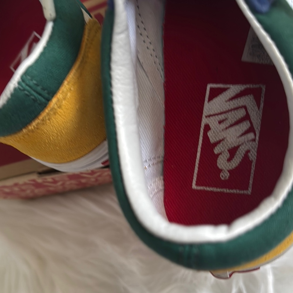 Vans Yacht Club Blue and Green Sneakers - Picture 12 of 15